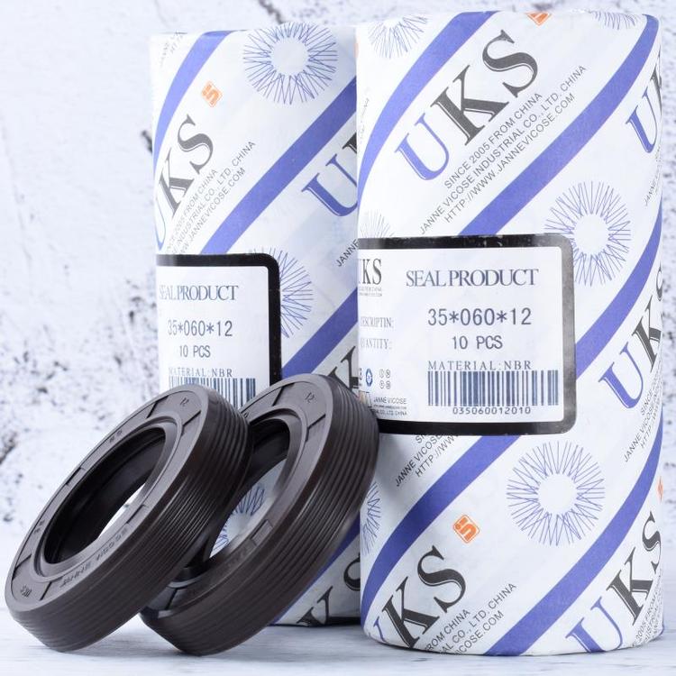 德国UKS进口骨架油封TC30丁晴橡胶密封圈 TC轴承氟橡胶水封定制解析