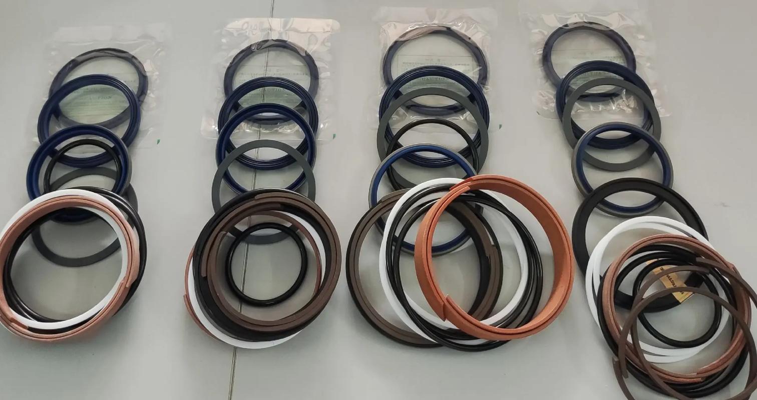 今日专业推荐 大中斗臂油缸核心守护者——进口油封详解